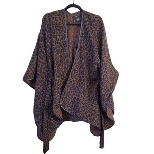Cejon OSFM Leopard Tie Front Elastic Waist Wrap Poncho Faux Leather Trim Mobwife